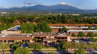 Red Lion Hotel Redding - Redding - 7