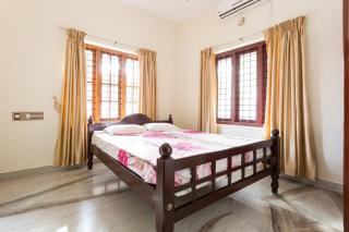 Stay at DBRA 61 Don Bosco Cross Road Vaduthala Ernakulam - 3