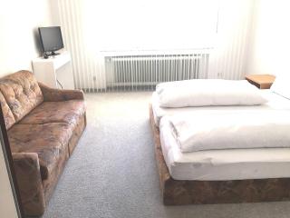 Hotel Hellers Twenty Four II -24h-Check-In- - Friedrichshafen - 3