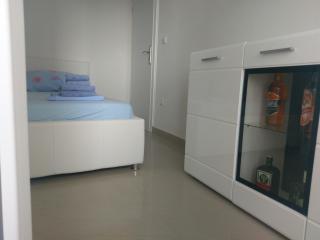 Beach House Paradiso - Rogoznica - 1