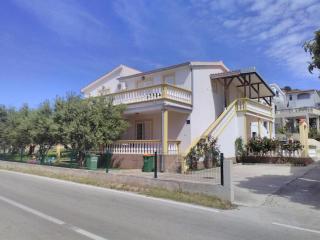 Apartments with a parking space Tribunj, Vodice - 13319 - 9
