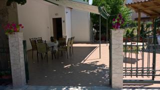 Dimitra Pentaliou Rooms - Kamena Vourla - 3