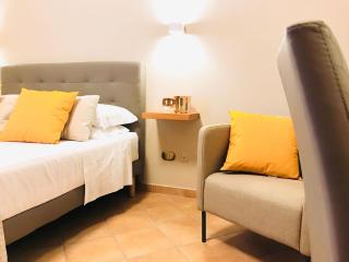 A DUE PASSI temporary apartment - Trani - 3
