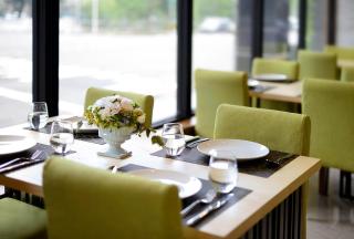 Aeris International Hotel - Taichung - 8