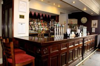 Thomas Arms Hotel - Llanelli - 2
