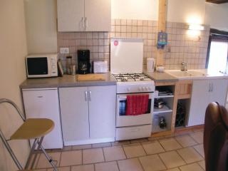 Amazing Home In Saint Martin Le Mault - Saint-Martin-le-Mault - 4