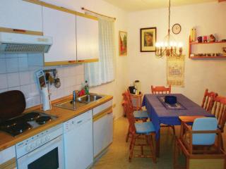 Amazing Home In Prerow With Wifi - 8