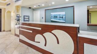 Best Western Plus Deerfield Beach Hotel & Suites - 7