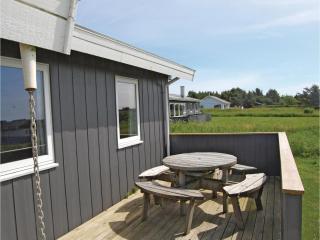 Holiday Home Lokken 21 With Hot Tub - Løkken - 4