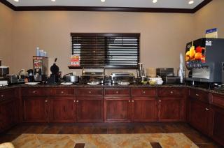 Best Western Plus Royal Mountain Inn & Suites - Athens - 2