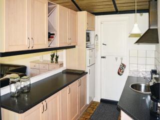 Three-Bedroom Holiday Home In Hals - Hals - 1