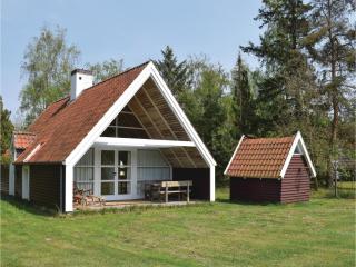 Two-Bedroom Holiday Home In Humble - Humble - 9