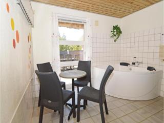 Awesome Home In Blåvand With Sauna - Blåvand - 8