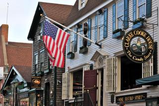 Harborside Inn - Newport - 2