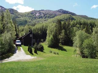 3 Bedroom Stunning Home In Tonstad - 2