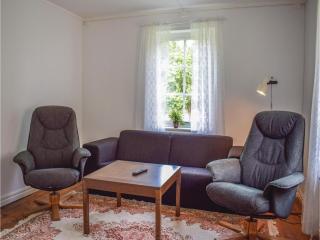 One-Bedroom Holiday Home In Gullabo - Gullabo - 7