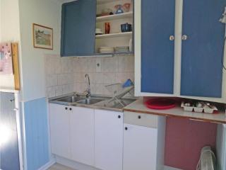Awesome Home In Löttorp With Kitchen - 5
