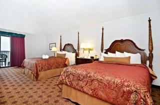 Best Western Plus Dockside Waterfront Inn - Mackinaw City - 1