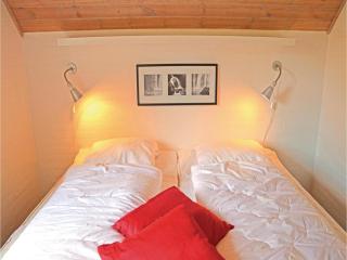 Nice Home In Ulfborg With Sauna - Øhuse - 1
