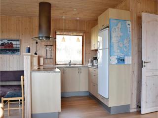 2 Bedroom Awesome Home In Ringkøbing - 4
