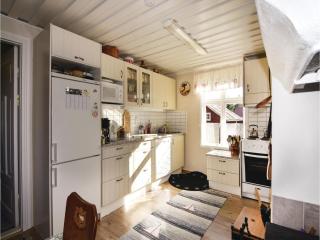 Cozy Home In Årjäng With Kitchen - 3