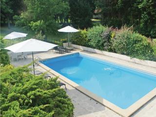 Awesome Home In Ustaritz - 8