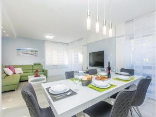 Cozy Home In Malinska - 6