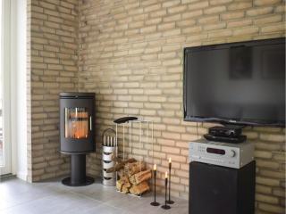 Four-Bedroom Holiday Home In Ebeltoft - Ebeltoft - 1