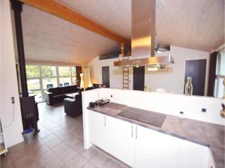 Amazing Home In Ebeltoft With Sauna - 8