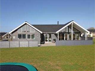 Gorgeous Home In Bogense With Wifi - 2