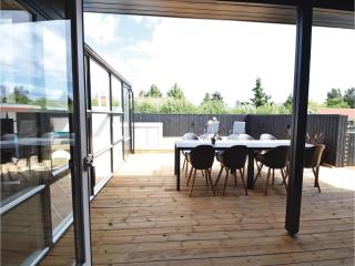 Four-Bedroom Holiday Home In Juelsminde - 2