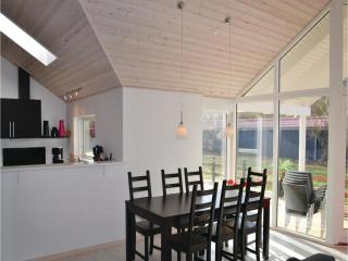 Four-Bedroom Holiday Home Glesborg With A Room Hot Tub 07 - Fjellerup - 2
