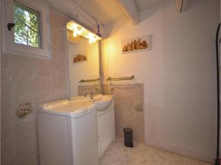 Amazing Home In Crillon Le Brave - Crillon-le-Brave - 1