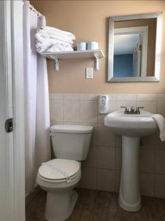 Pelican Point Motel - Point Pleasant Beach - 6
