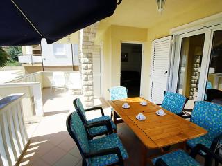 Apartments Barbara - Banj - 9
