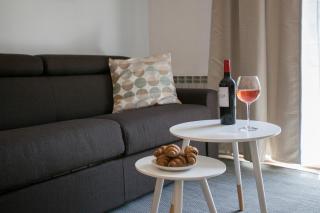 Tendency Apartments Fira - 4
