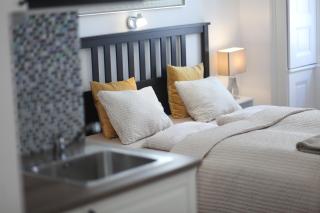 Pearl Apartment in the Center with City View - Budapest - 5
