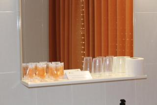 Hostal Montserrat - 5