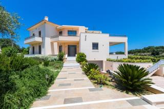 Deluxe Villa Ianthos - Outdoor Hot Tub & Kids Pool - 4