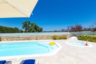 Deluxe Villa Ianthos - Outdoor Hot Tub & Kids Pool - Gállos - 5