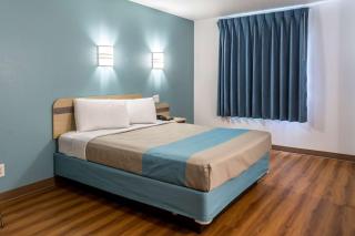 Motel 6-Lincoln City, OR - 9