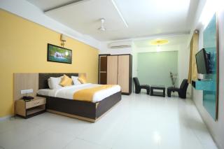 Hotel Hillton - Gandhinagar - 4