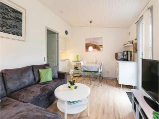 1 Bedroom Lovely Apartment In Nexø - 3