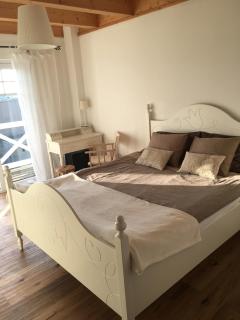 Zimmer mit Bad und Balkon - Widen - 1