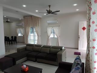 Sitiawan Homestay Entire Semi D house - 5