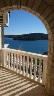 Apartmani Frkic - Tisno - 0
