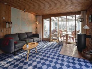 Three-Bedroom Holiday Home In Spottrup - 1