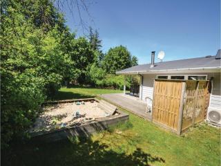 Four-Bedroom Holiday Home In Spottrup - 4