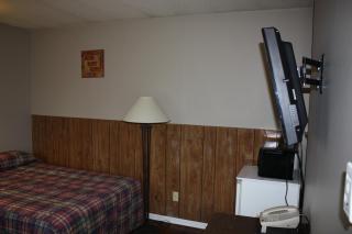 Hillcrest Motel - Swan Hills - 8