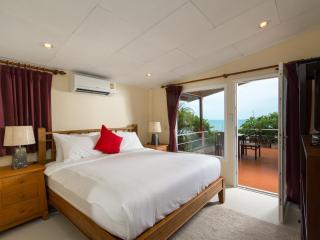 Boujis Boutique Resort - Chaweng Noi Beach - 3